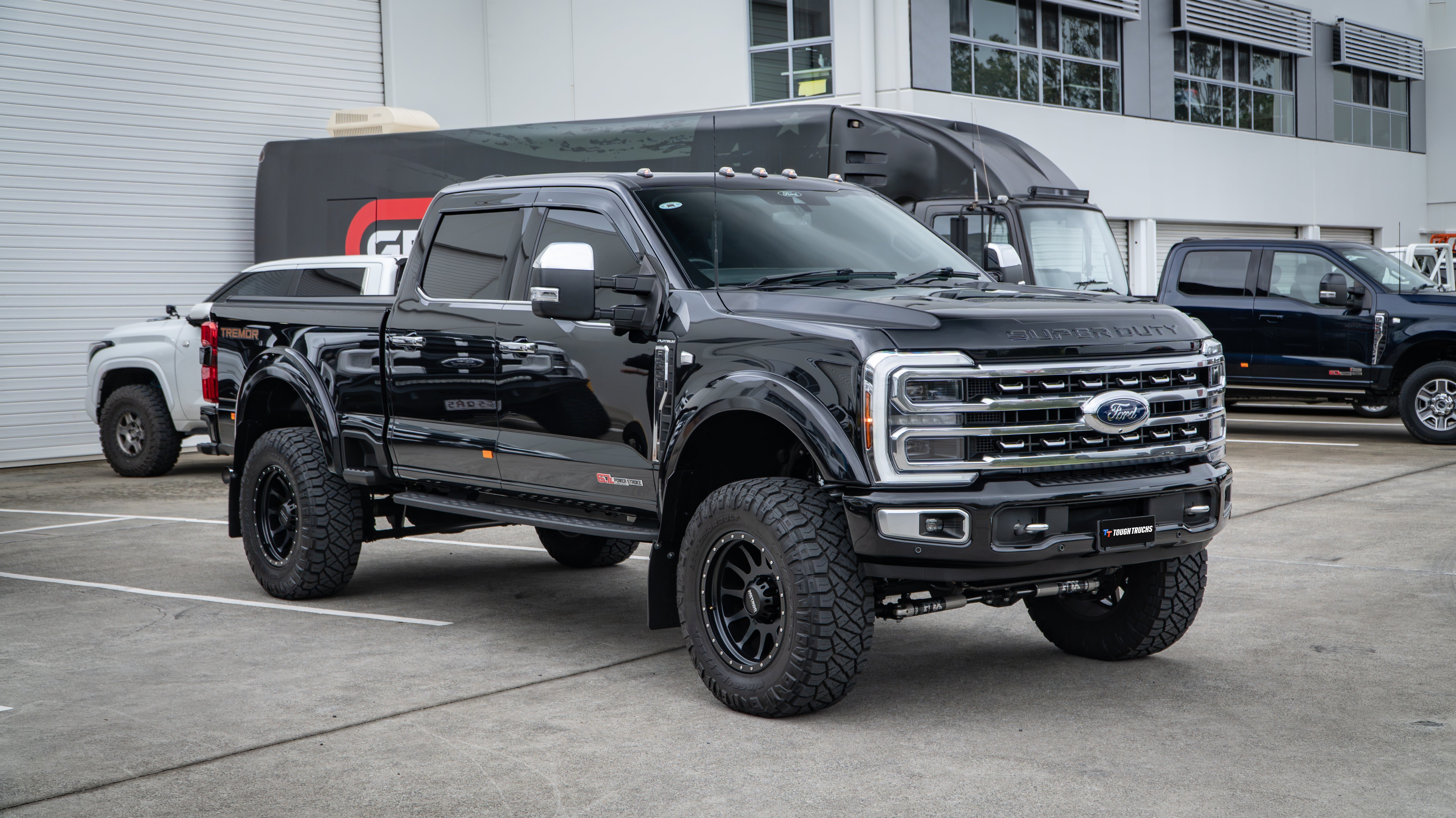 2024 Ford F-250 Platinum 4x4 Tremor Pack - Agate Black Metallic Heavy Duty Pickup Truck