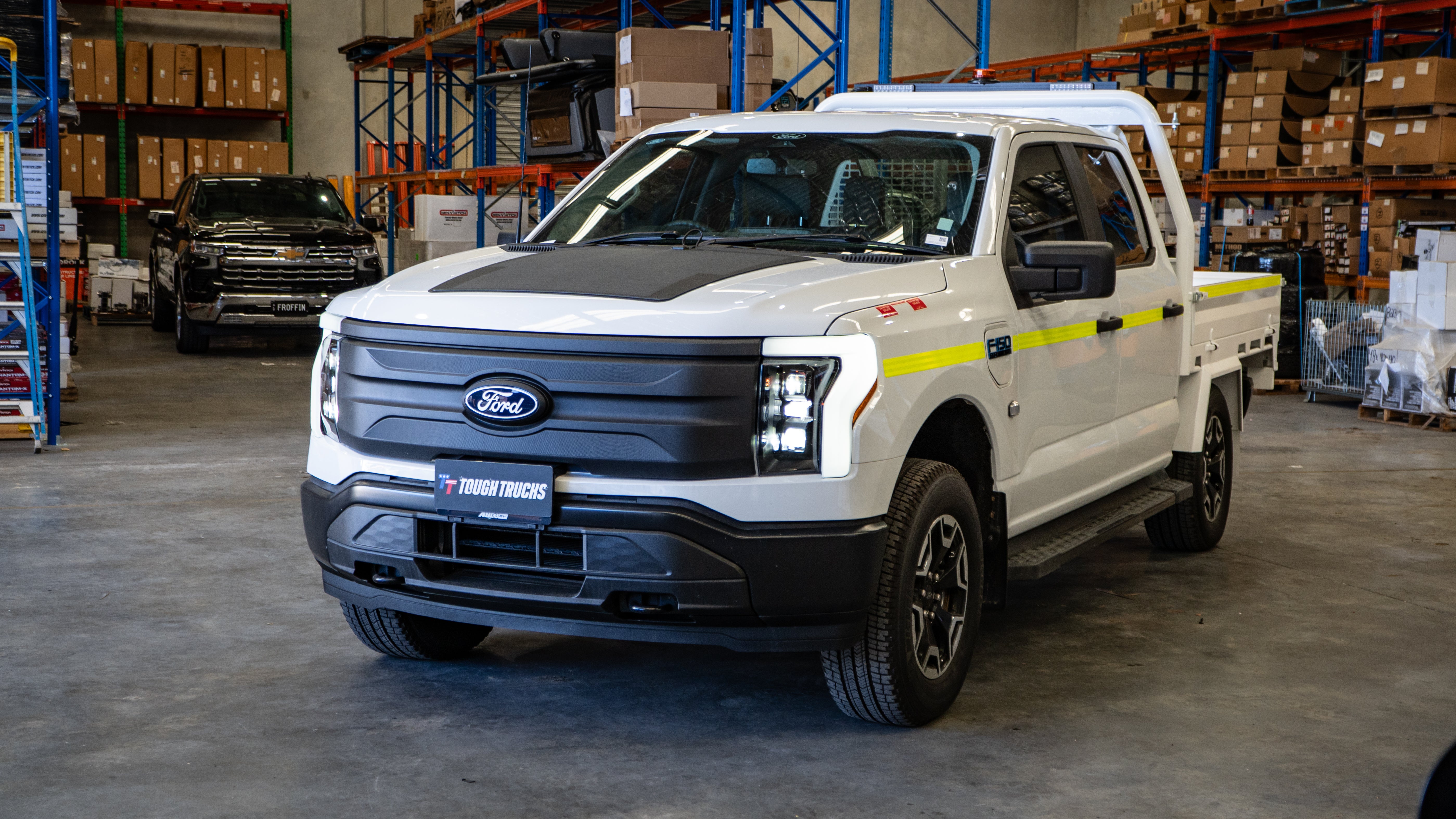2025 FORD F-150 Lightning Pro - Oxford White Pickup Truck