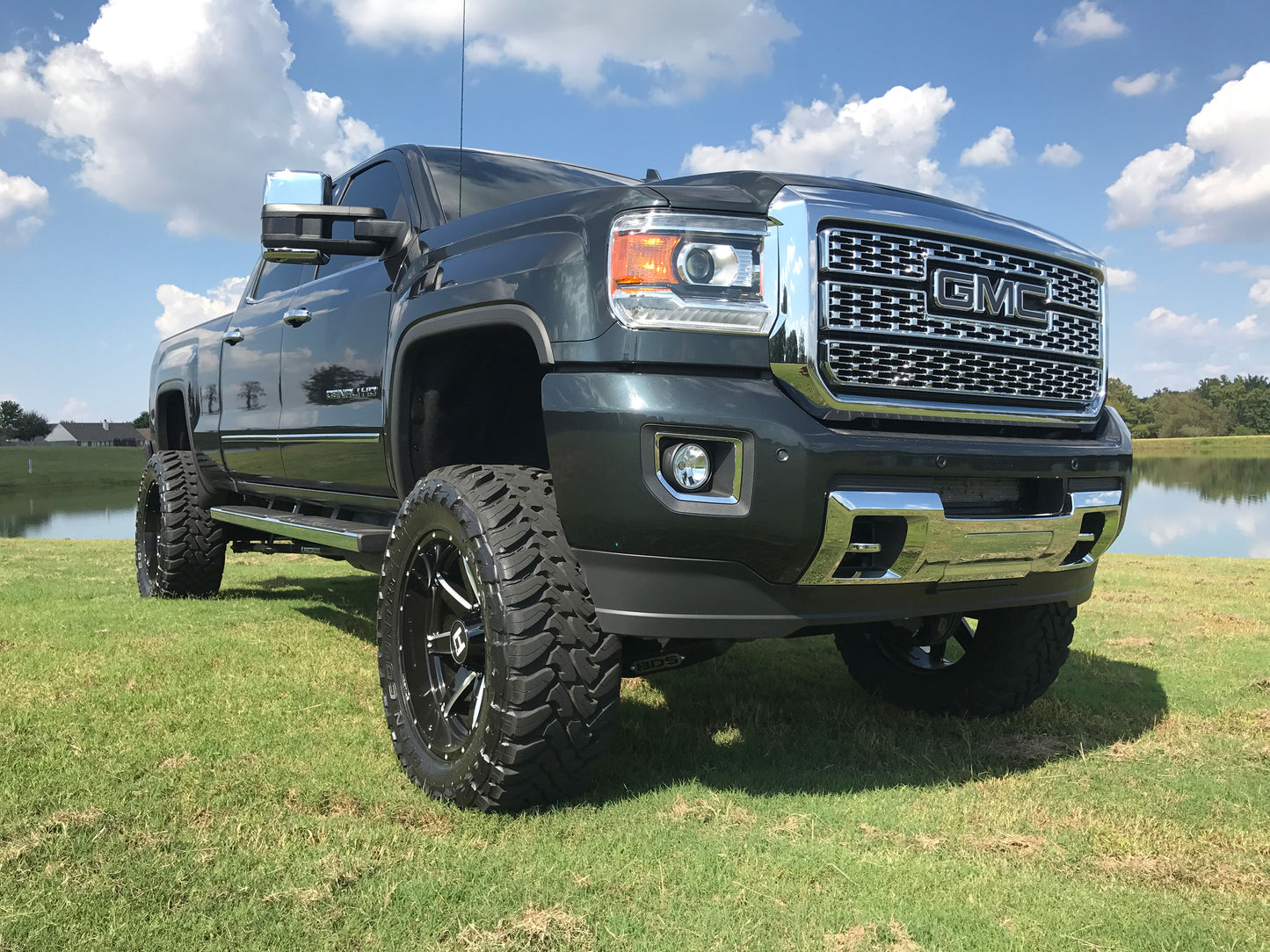 BDS 6.5 Inch Lift Kit | FOX 2.5 Coil-Over Conversion | Chevy Silverado Or GMC Sierra 2500HD/3500HD (11-19) | Diesel