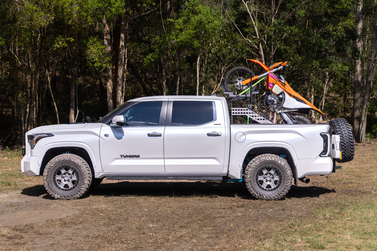 2024 Toyota Tundra Limited i-FORCE MAX 4x4 - Wind Chill Pearl