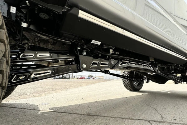 McGaughy's - 8 Inch Premium S/S Black Lift Kit 2023-2024 Ford F350 4WD