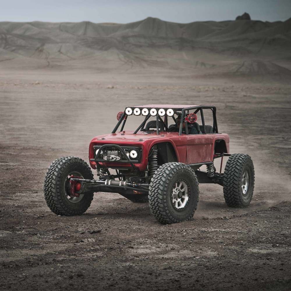 32" Gravity®️ Titan™ LED Light Bar - 5 -Light