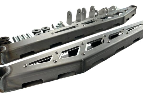 McGaughy's - Boxed Compression Struts Kit, 2020-2025 GM Truck 2500/3500