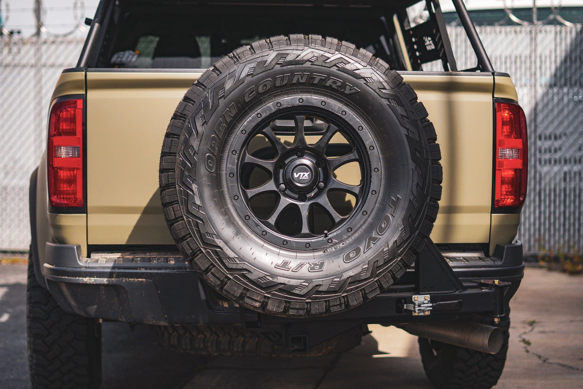RIGD SUPPLY UltraSwing™ Multi-Fit Spare Tire Hitch Mount