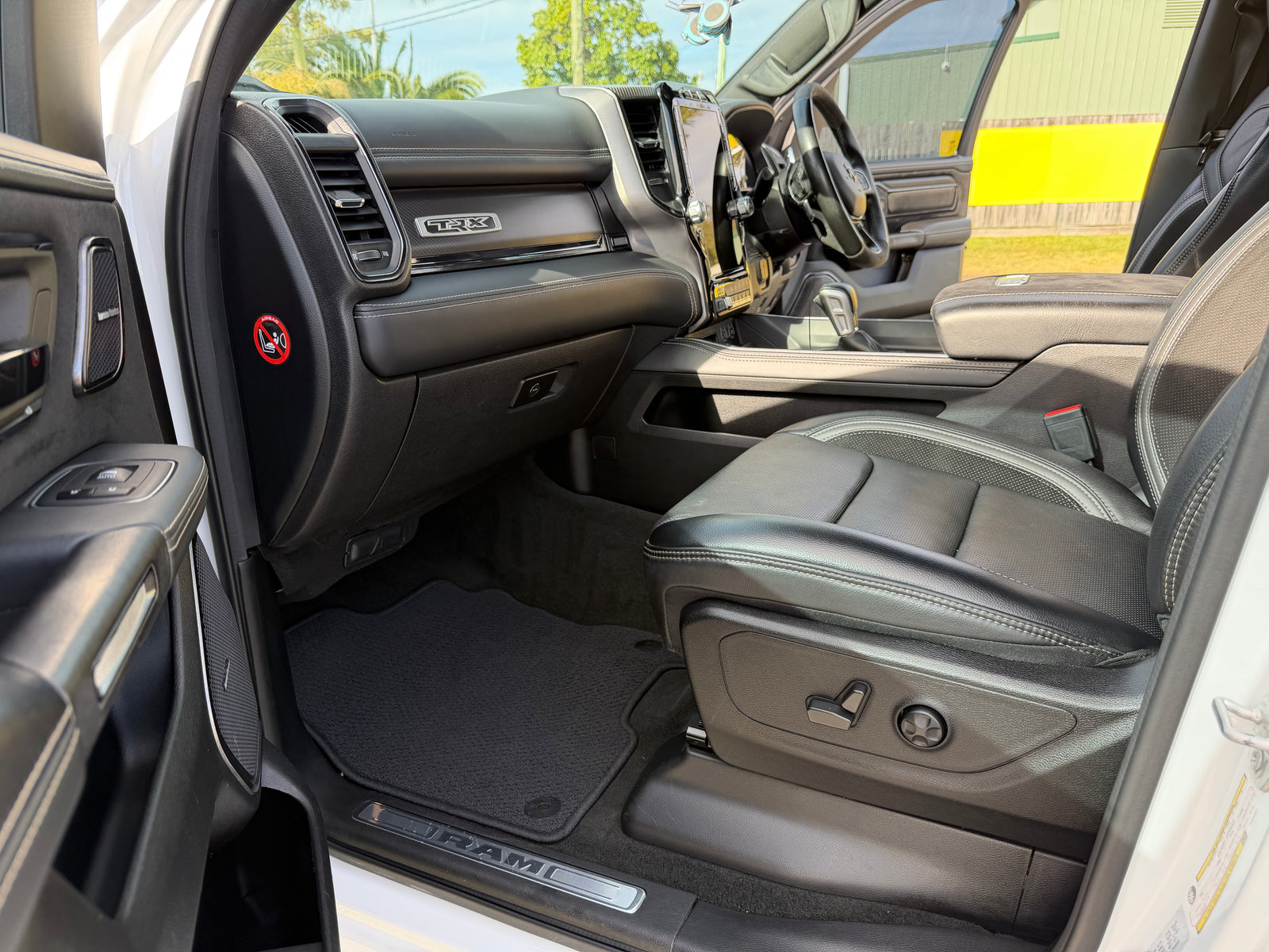 2022 RAM 1500 TRX 6.2L Supercharged V8 4x4 - White