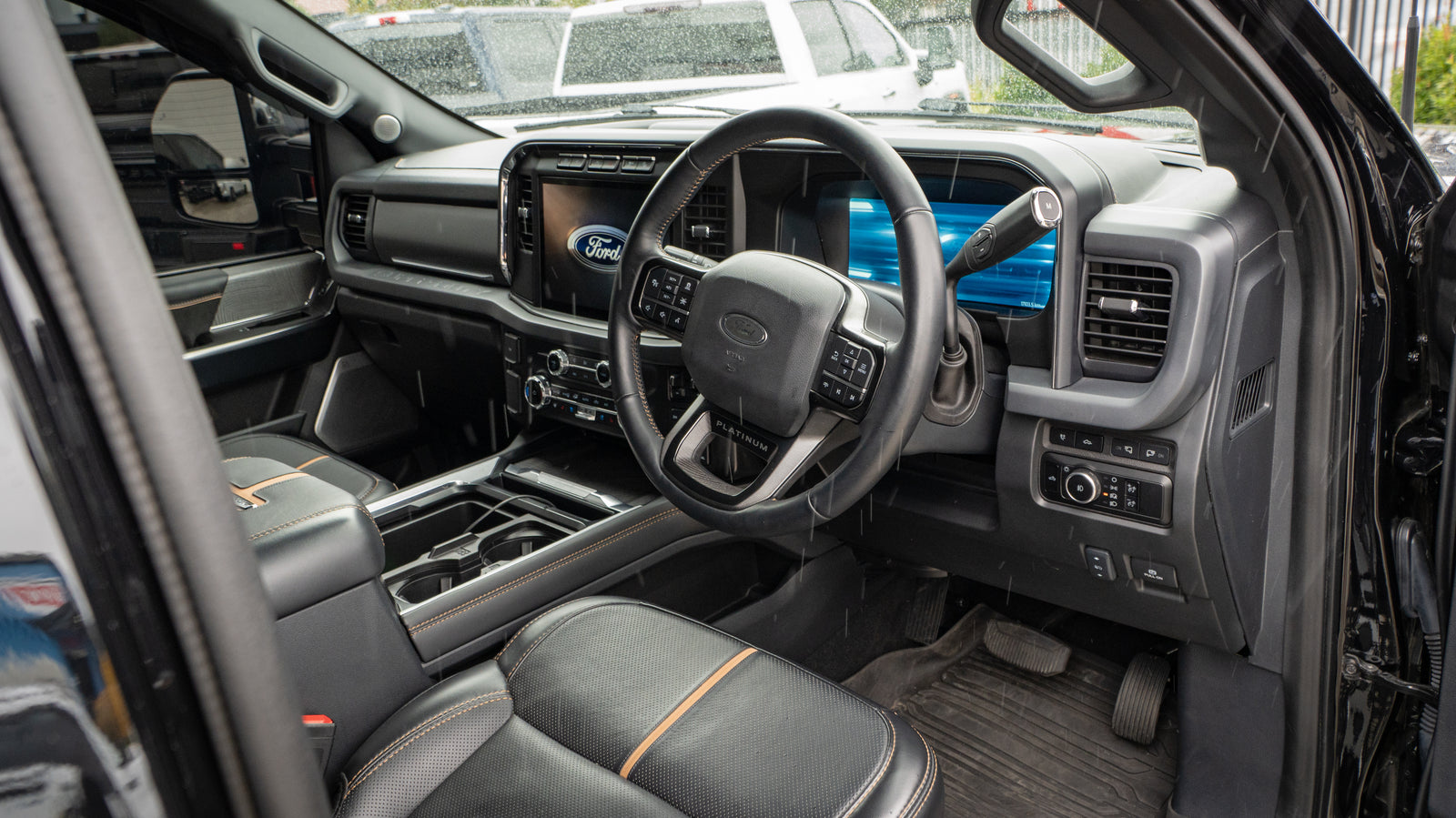 2024 Ford F-250 Platinum 4x4 Tremor Pack - Agate Black Metallic