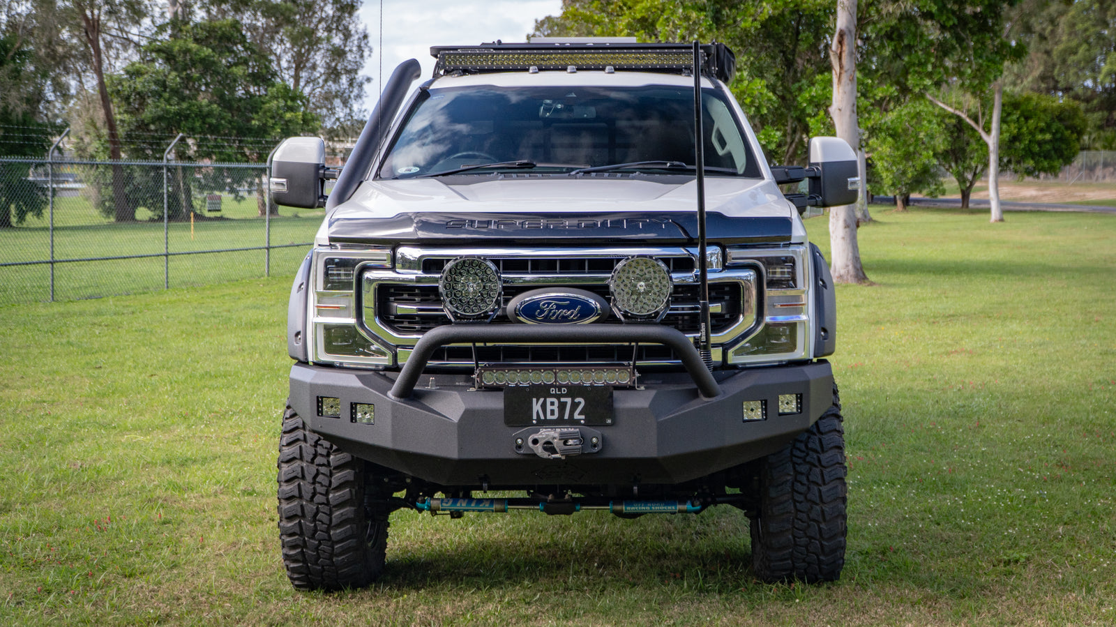 2021 Ford F350 Lariat Auto 4x4 MY22 - White