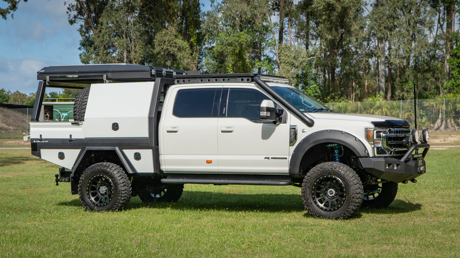 2021 Ford F350 Lariat Auto 4x4 MY22 - White