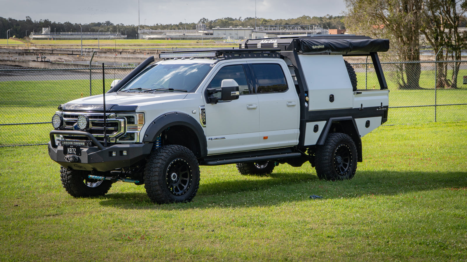 2021 Ford F350 Lariat Auto 4x4 MY22 - White