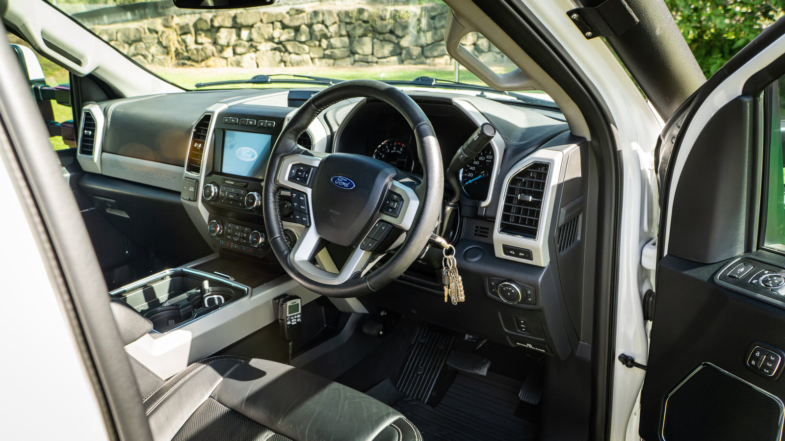 2021 Ford F350 Lariat Auto 4x4 MY22 - White