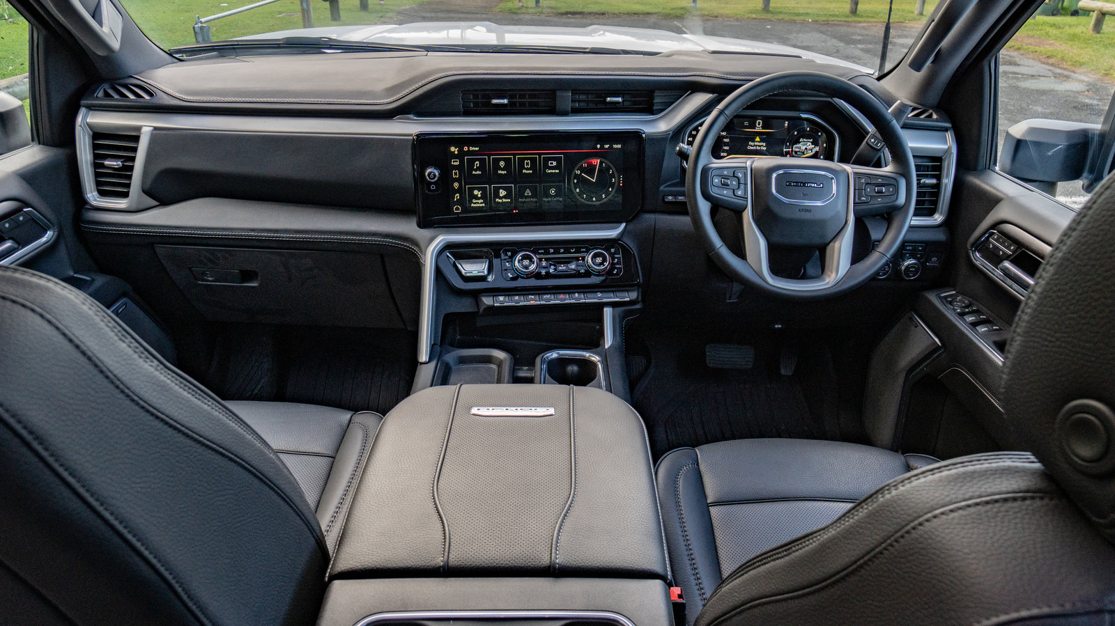 2024 GMC Sierra 2500HD Denali - Summit White