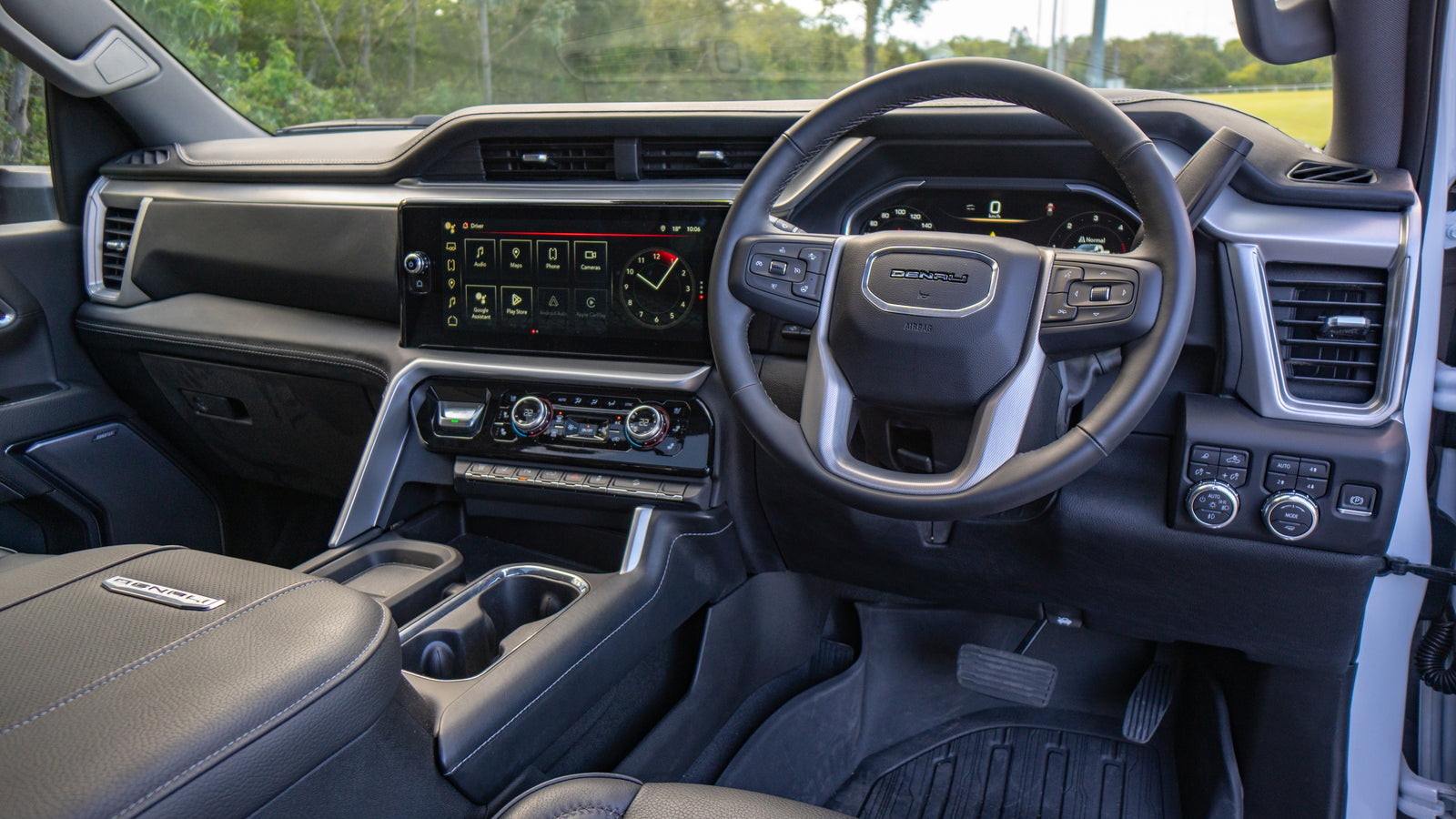 2024 GMC Sierra 2500HD Denali - Summit White