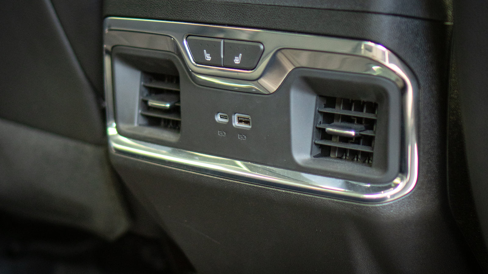 2024 GMC Sierra 2500HD Denali - Summit White