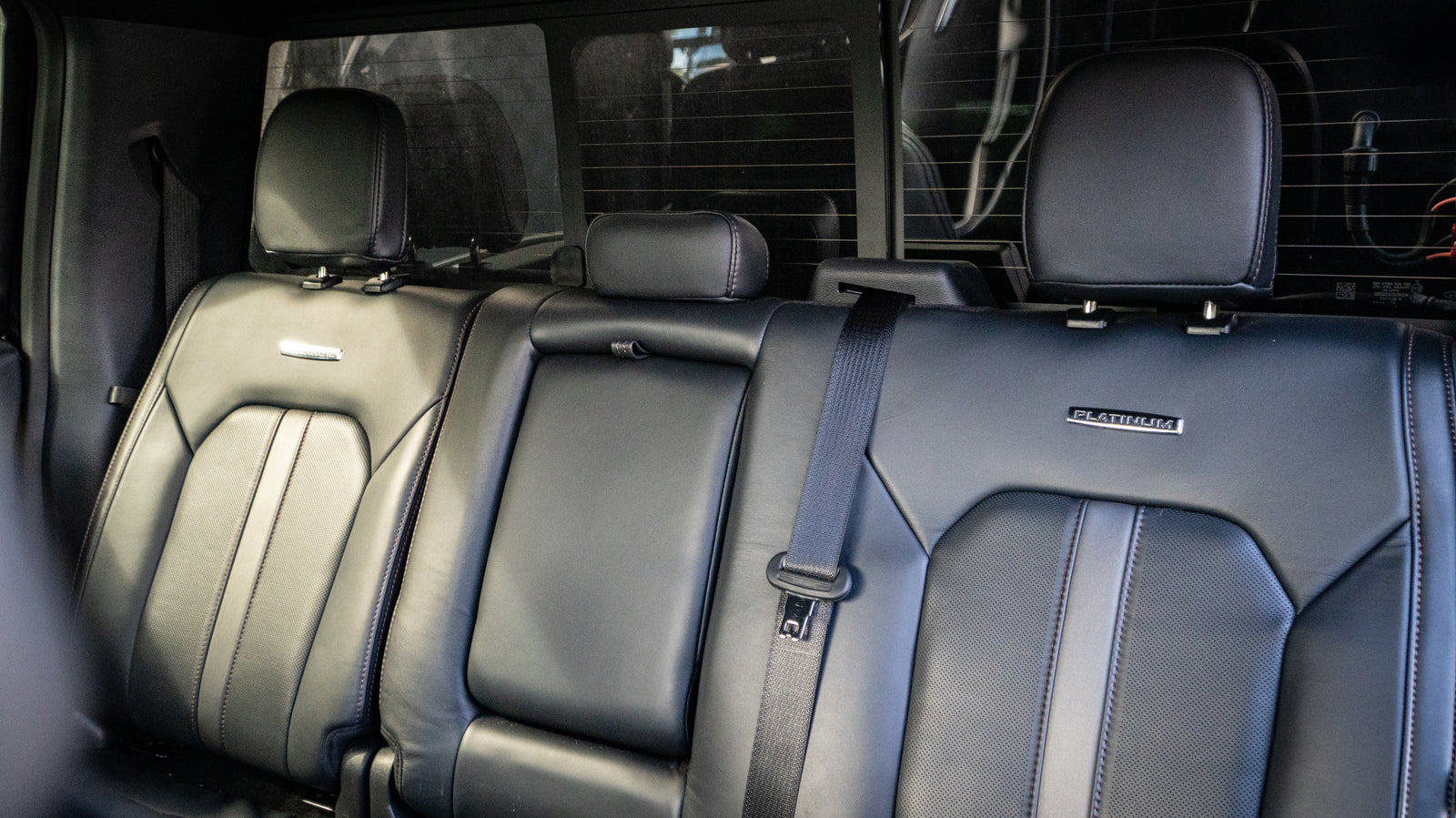 2022 Ford F250 Platinum Crew Cab 4x4 - Black