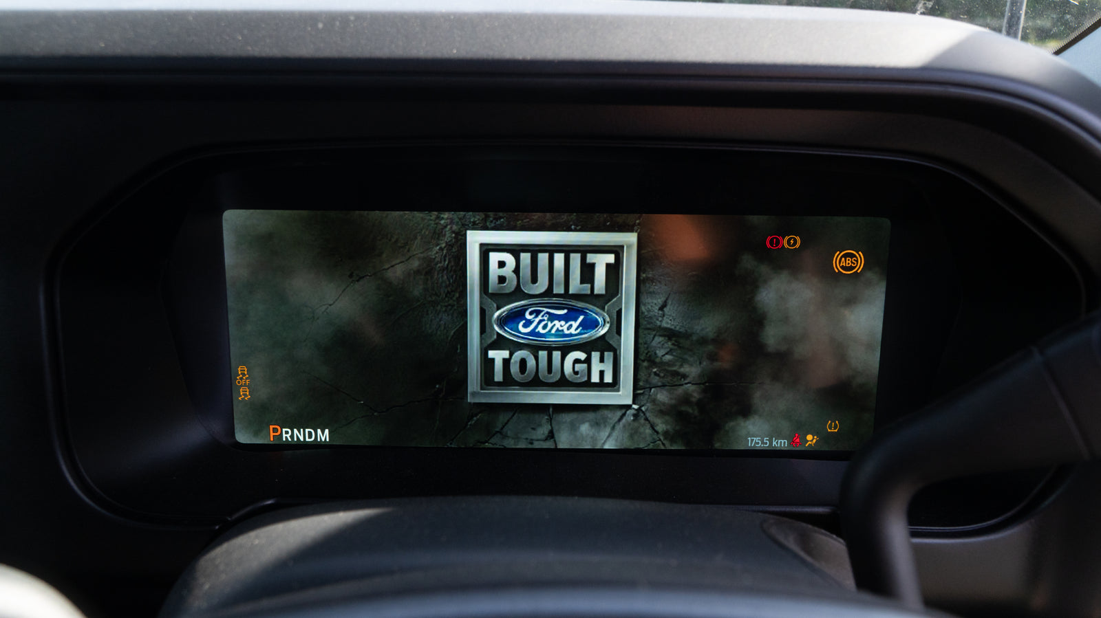 2026 FORD F350 Lariat - Ultimate Pack FX4 Avalanche