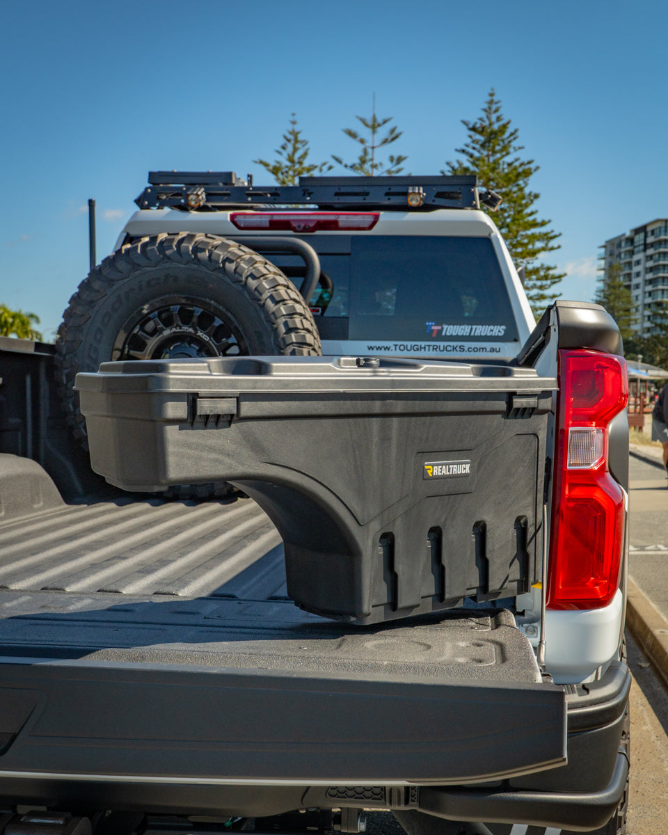 AEV Chev 2500