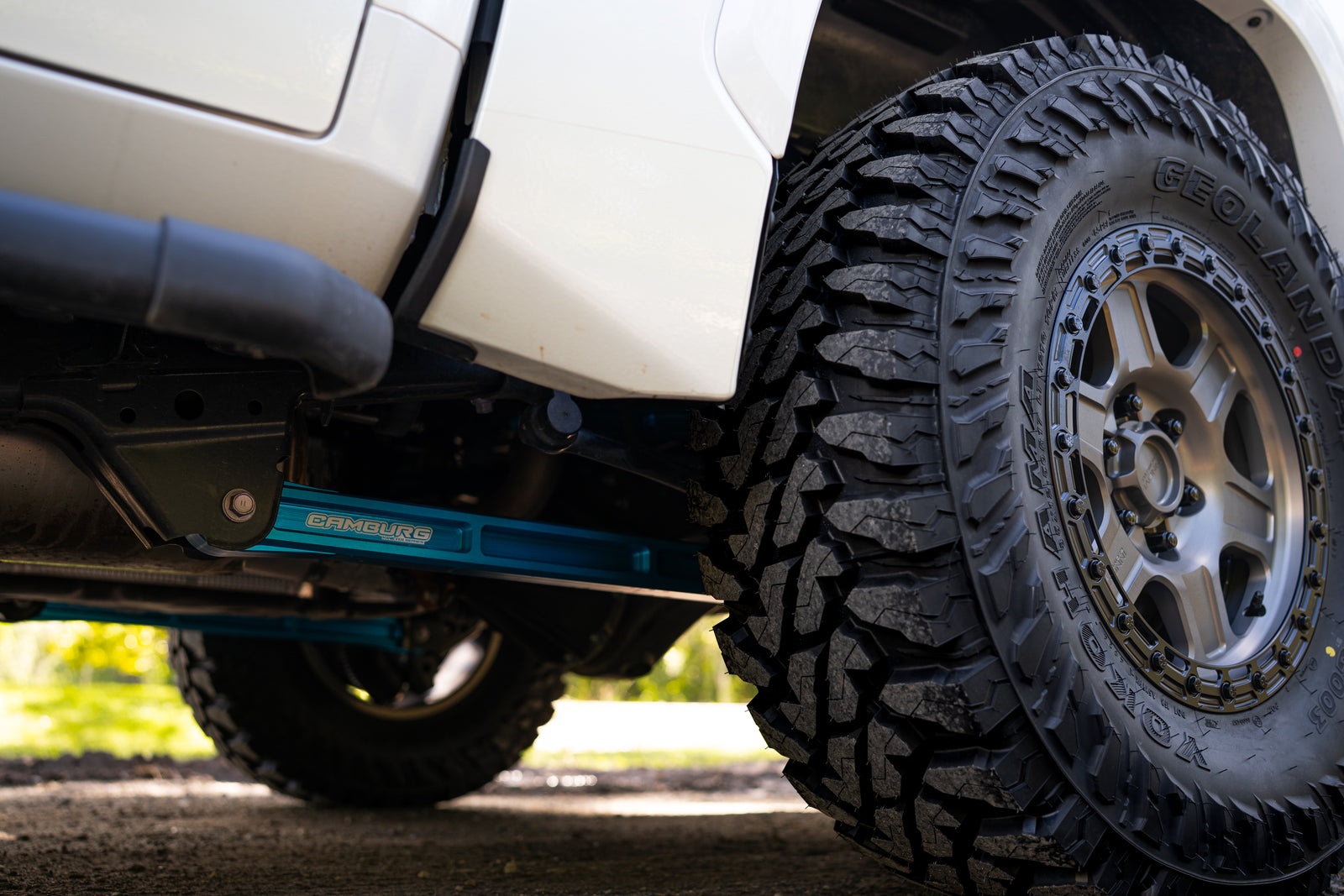 2024 Toyota Tundra Limited i-FORCE MAX 4x4 - Wind Chill Pearl