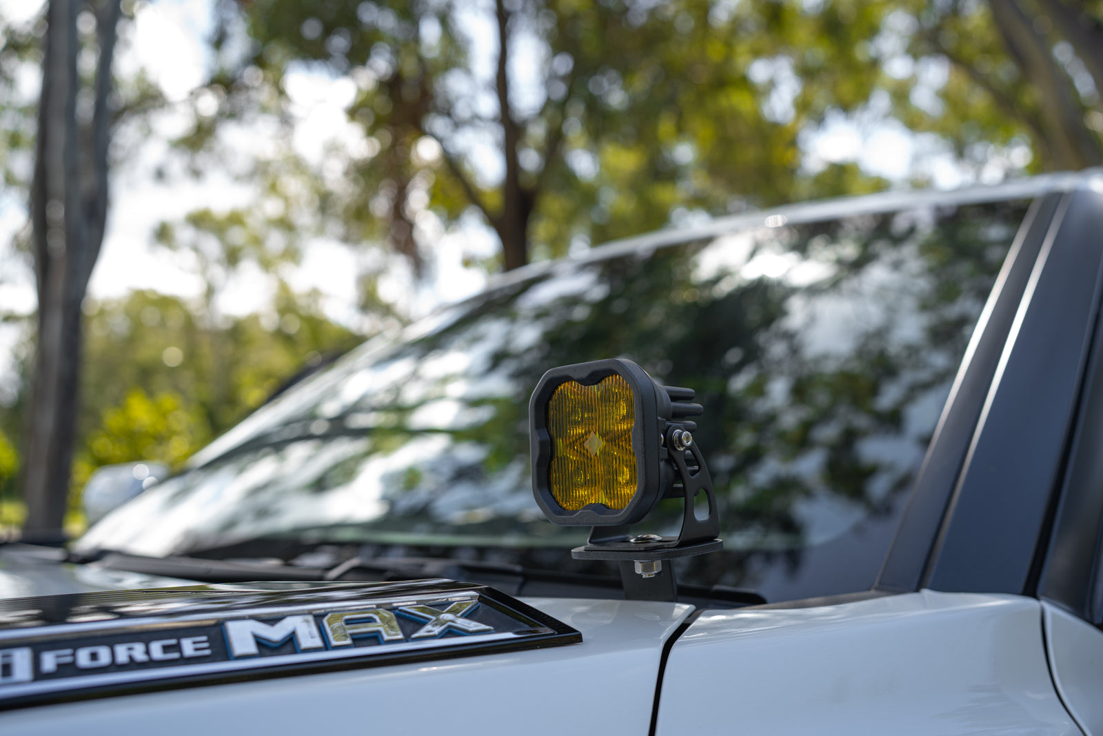 2024 Toyota Tundra Limited i-FORCE MAX 4x4 - Wind Chill Pearl