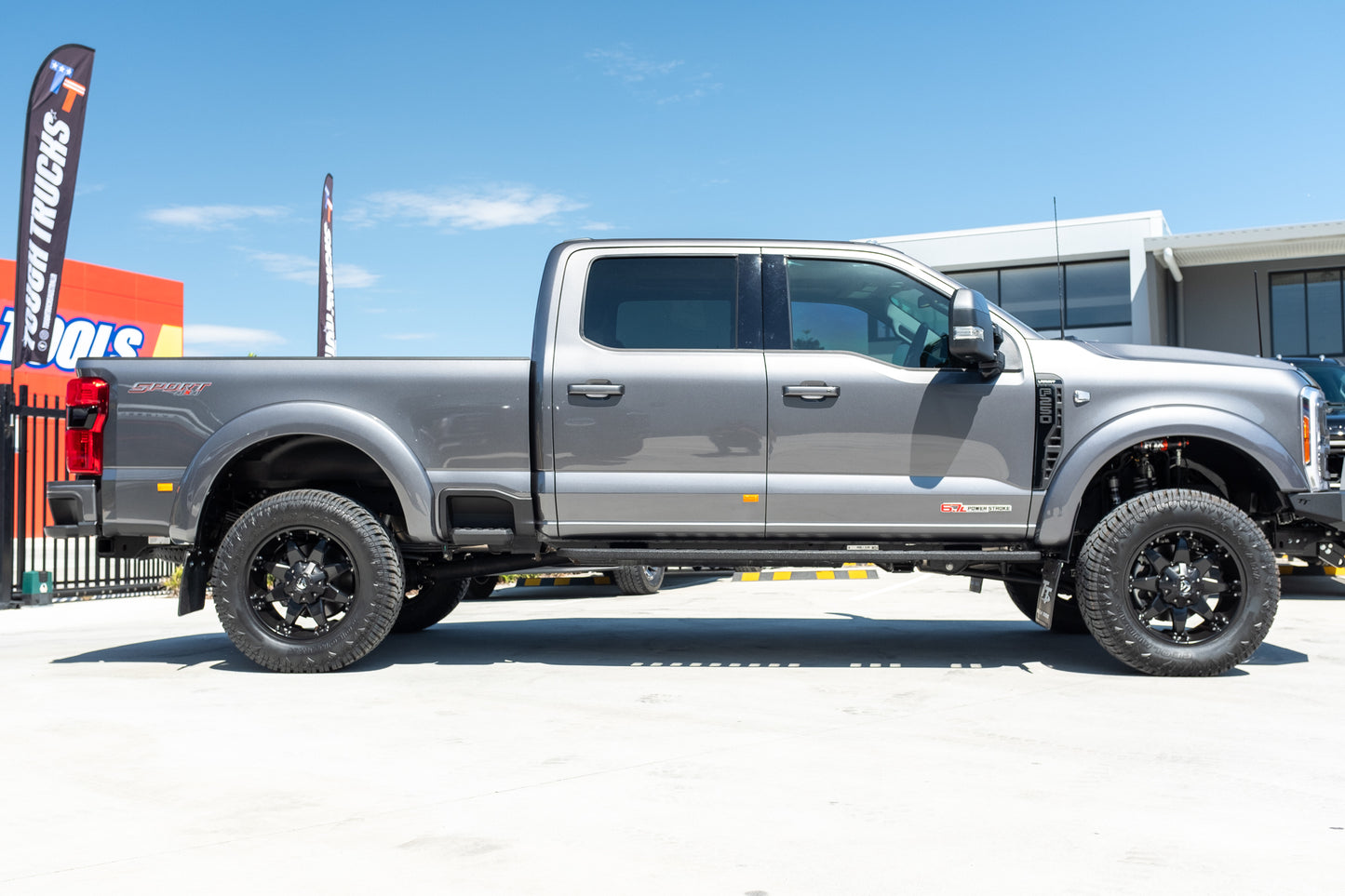 NEW 2023 F250 LARIAT 'PRIMARY PRODUCER PACKAGE' - 6 SEATER, CARBONIZED GREY (STOCK # 5024)