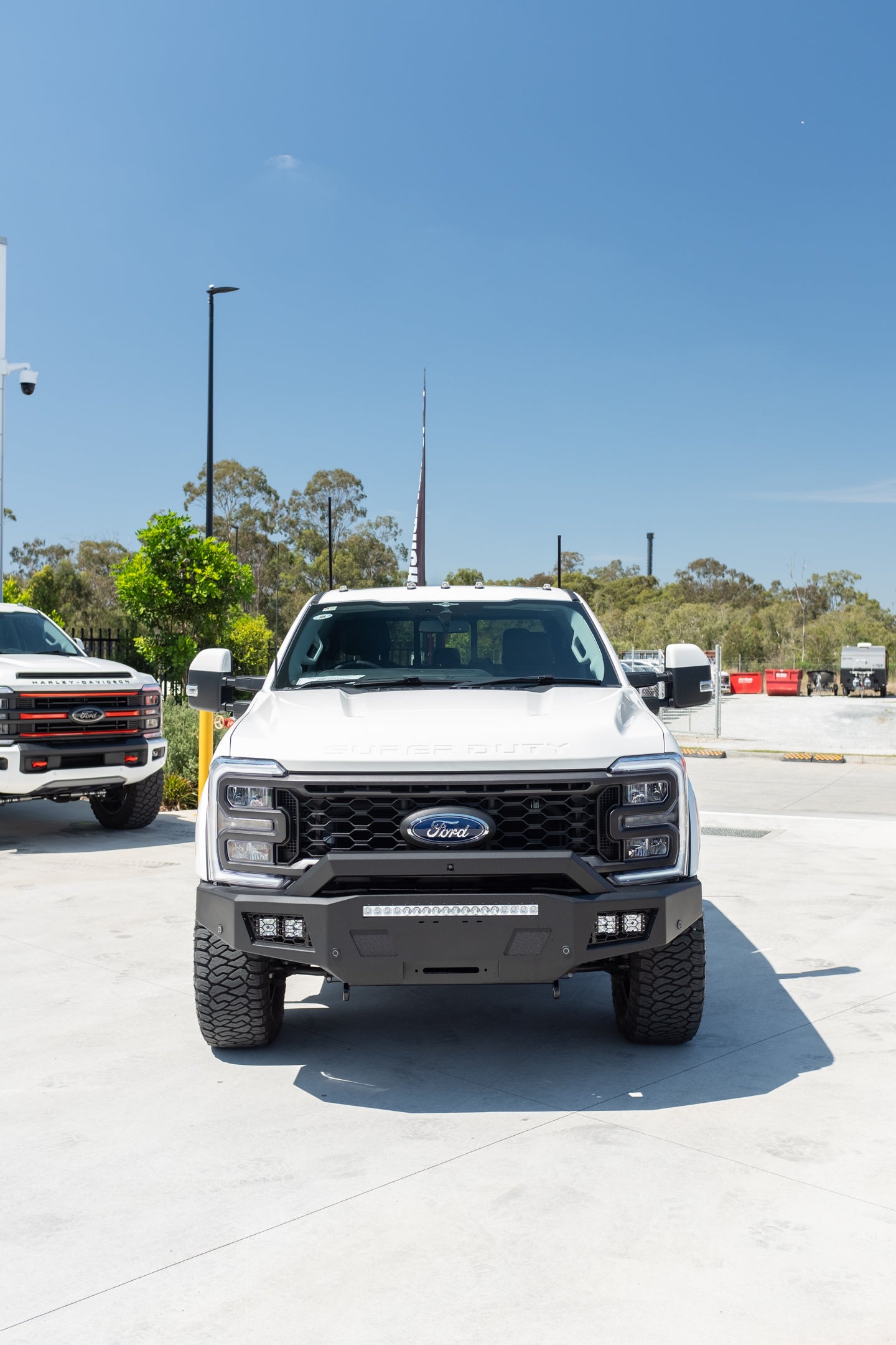 NEW 2023 F350 LARIAT 'CUSTOM BUILD' - STAR WHITE (STOCK # 5014)