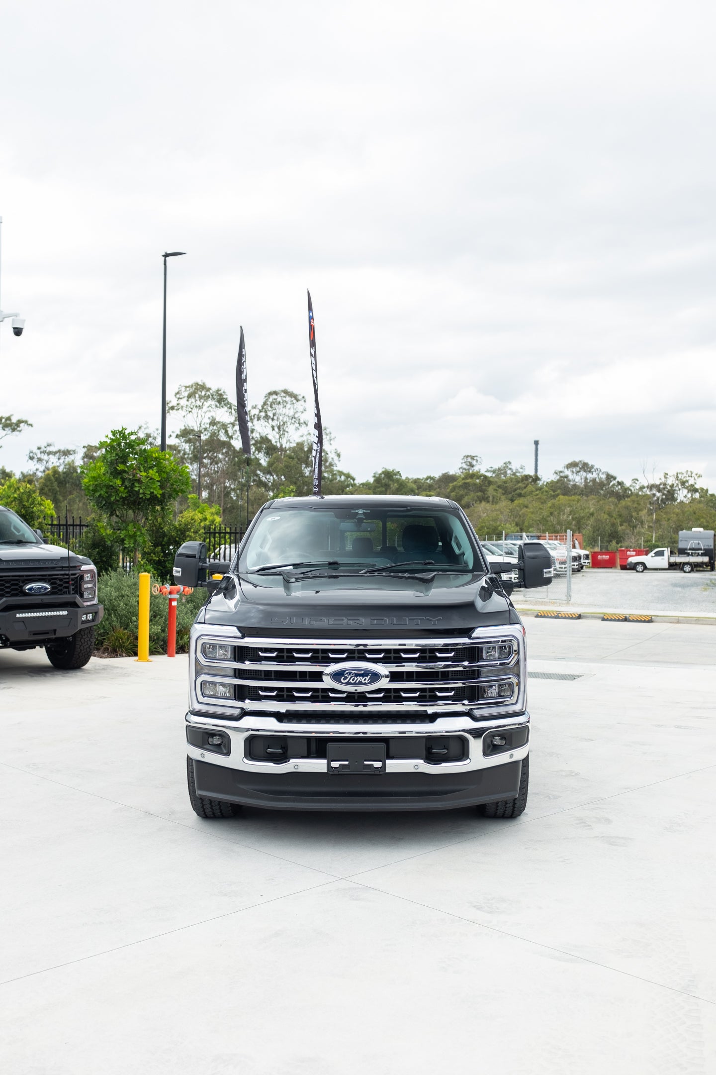 NEW 2023 F250 LARIAT, AGATE BLACK (STOCK # 5044) - PICS COMING SOON.