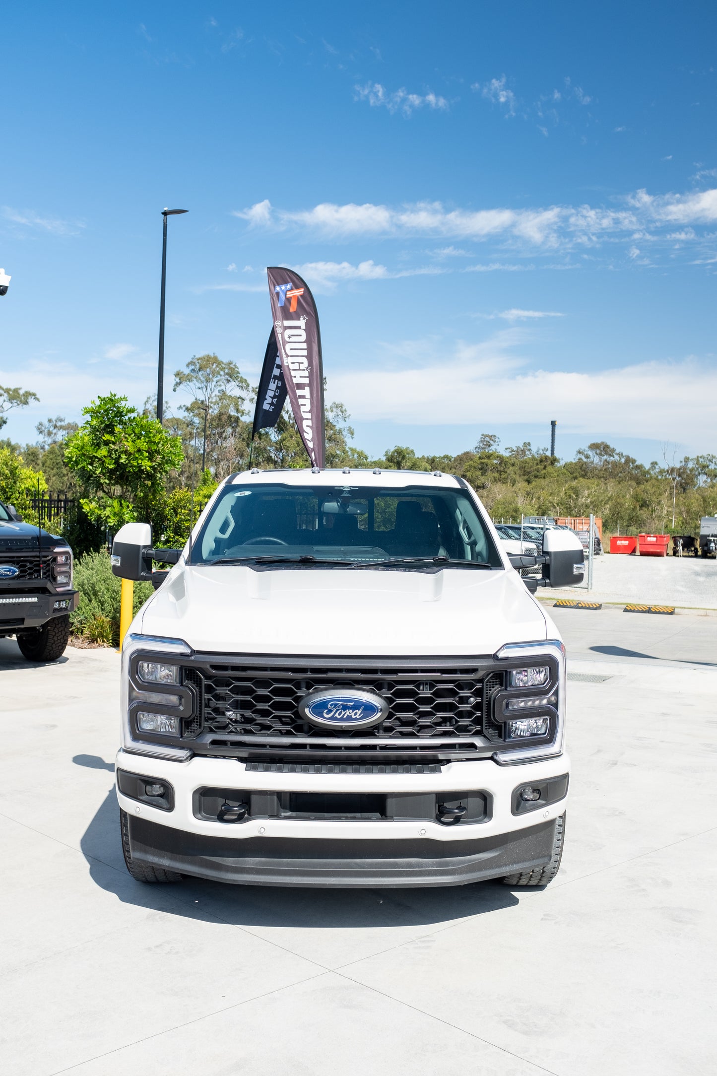 NEW 2023 F350 LARIAT, STAR WHITE (STOCK # 5076)