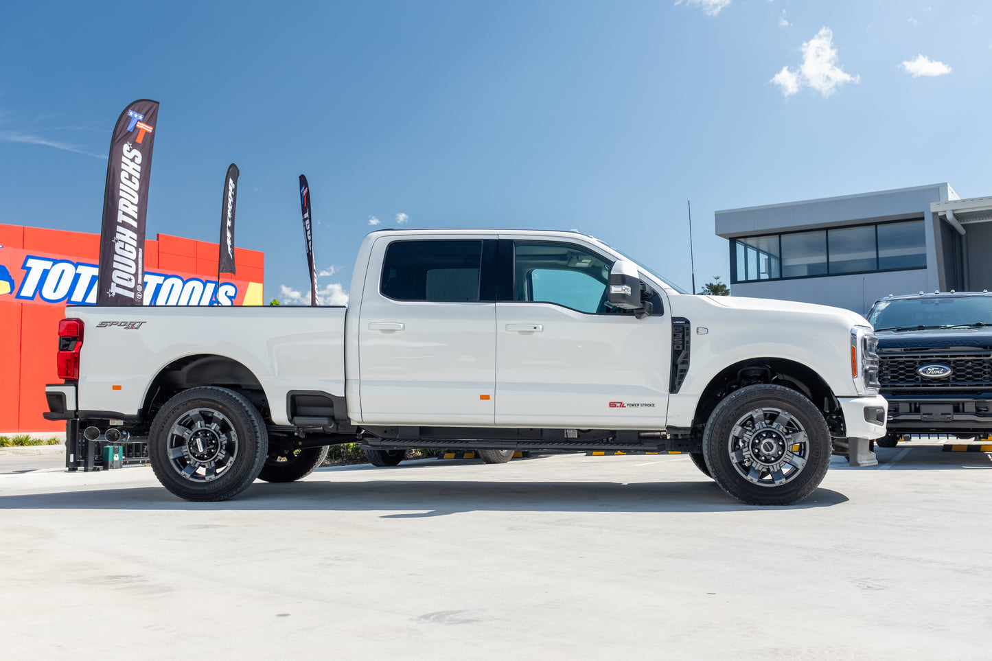 NEW 2023 F350 LARIAT, STAR WHITE (STOCK # 5076)