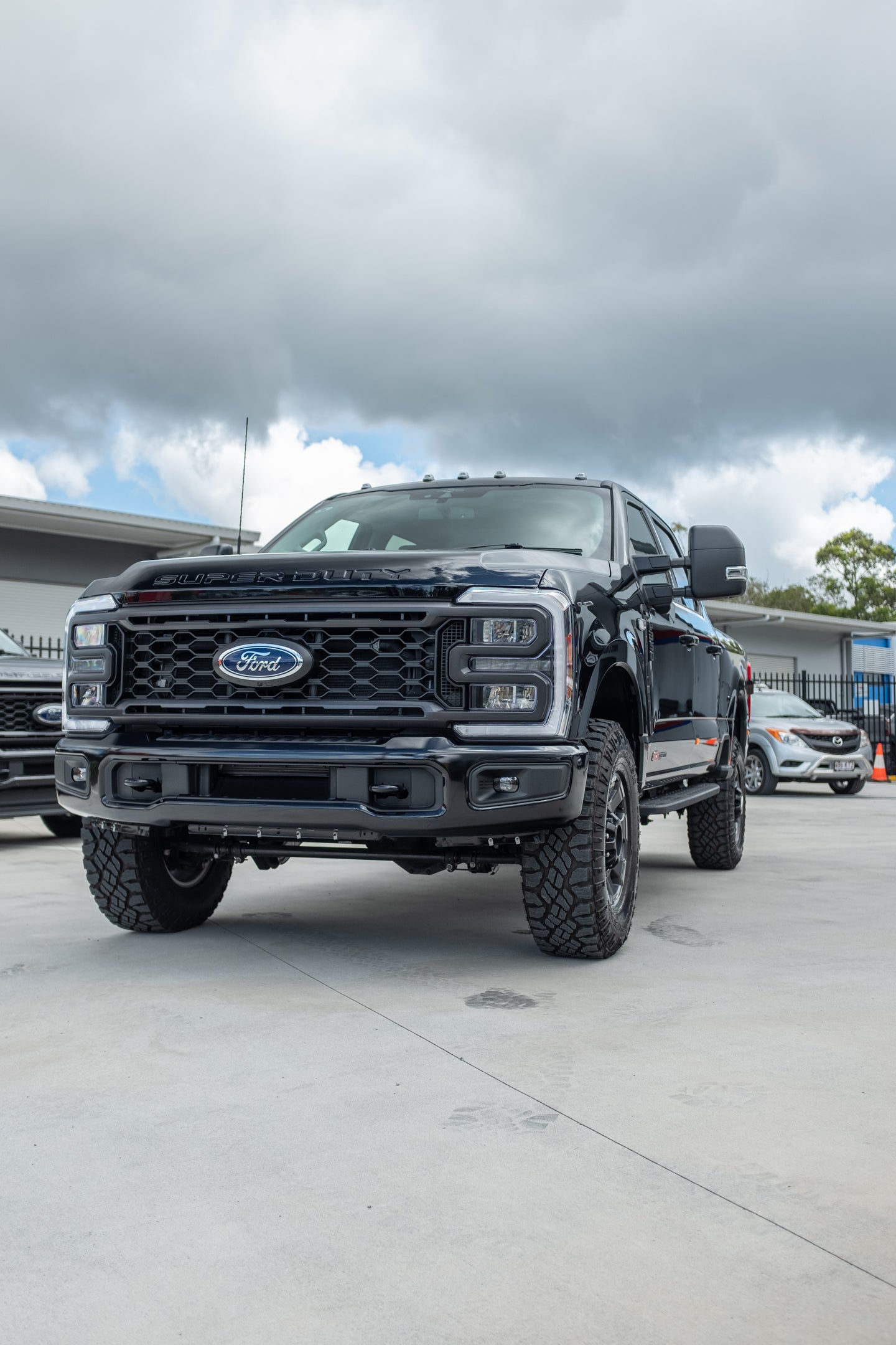 2023 Ford F350 XLT Tremor in Agate Black (STOCK # 5022)