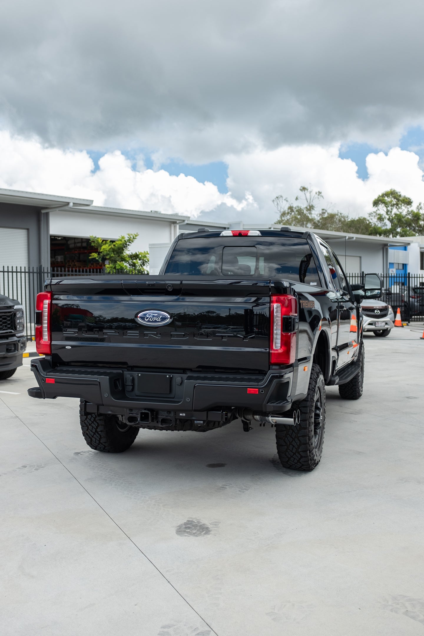 2023 Ford F350 XLT Tremor in Agate Black (STOCK # 5022)