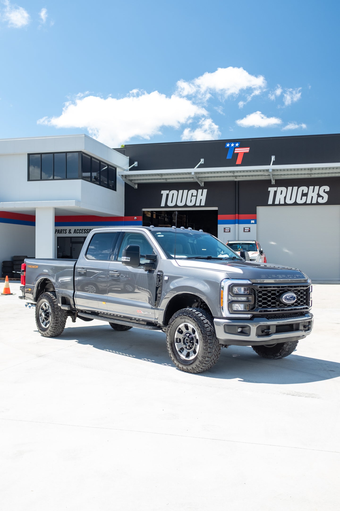 NEW 2023 FORD F250 XLT 'TREMOR', CARBONIZED GREY (STOCK #5034)