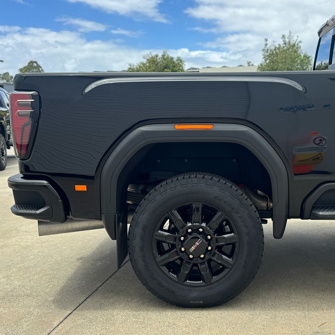 2024 GMC 2500 AT4 - Onyx Black