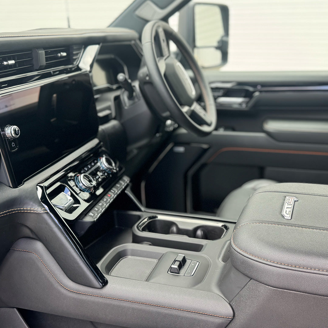 2024 GMC 2500 AT4 - Onyx Black