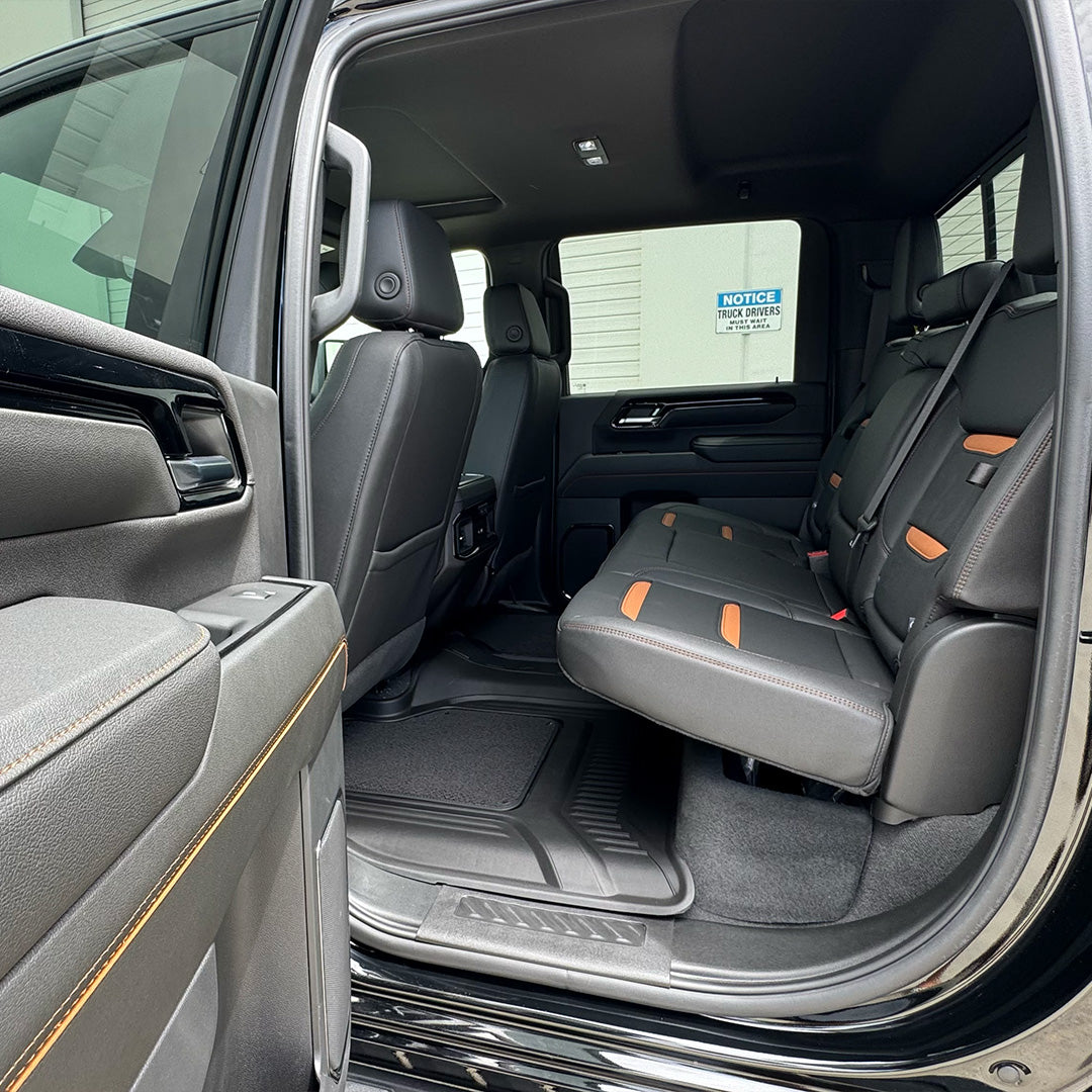 2024 GMC 2500 AT4 - Onyx Black