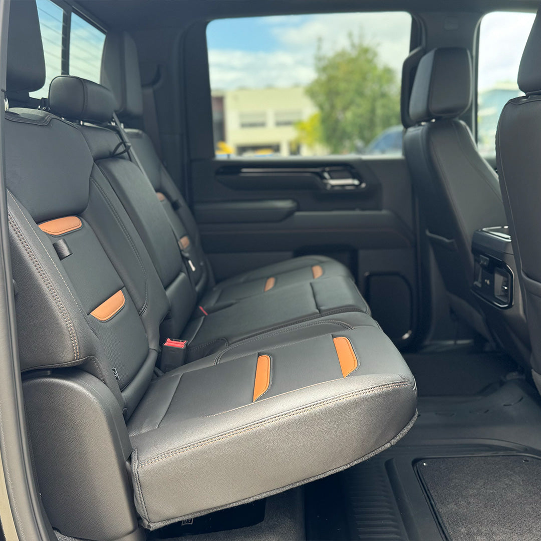 2024 GMC 2500 AT4 - Onyx Black