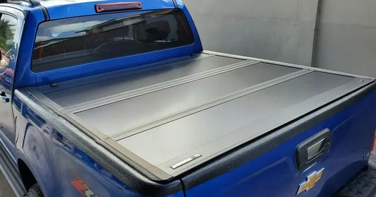 REALTRUCK LDV T60 Ultra Flex Hard Folding Tonneau Cover