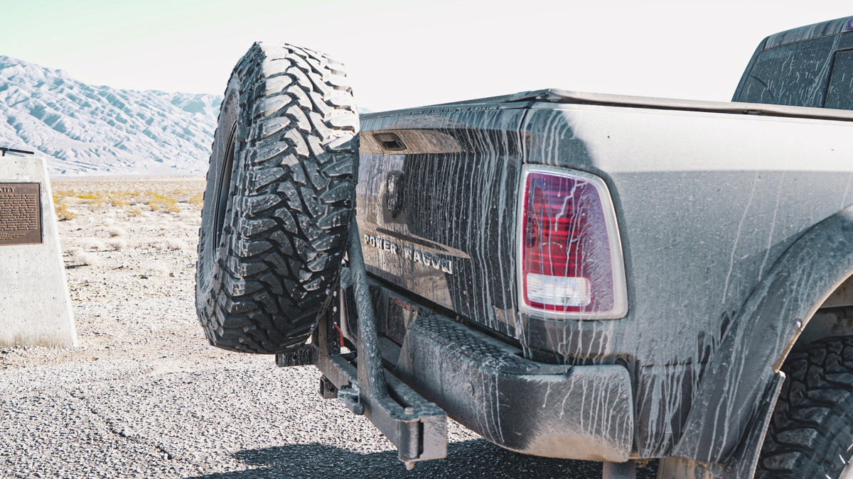 RIGD SUPPLY UltraSwing® Mega-Fit Spare Tire Hitch Mount