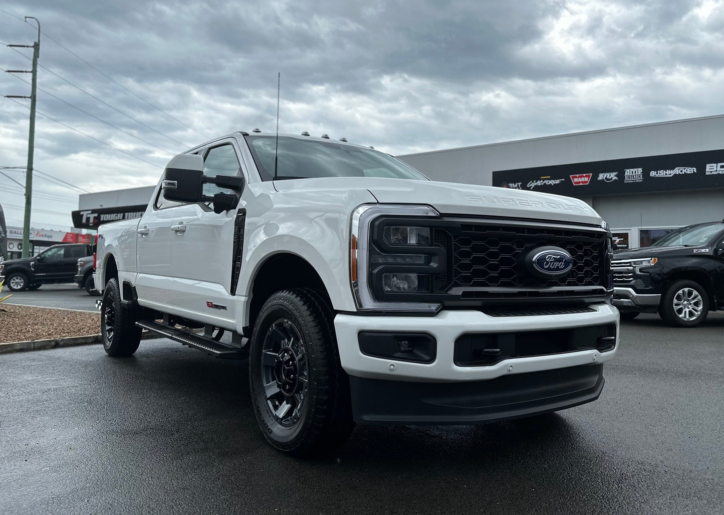 2023 Ford F350 Lariat in Star White (STOCK# TT 9769)