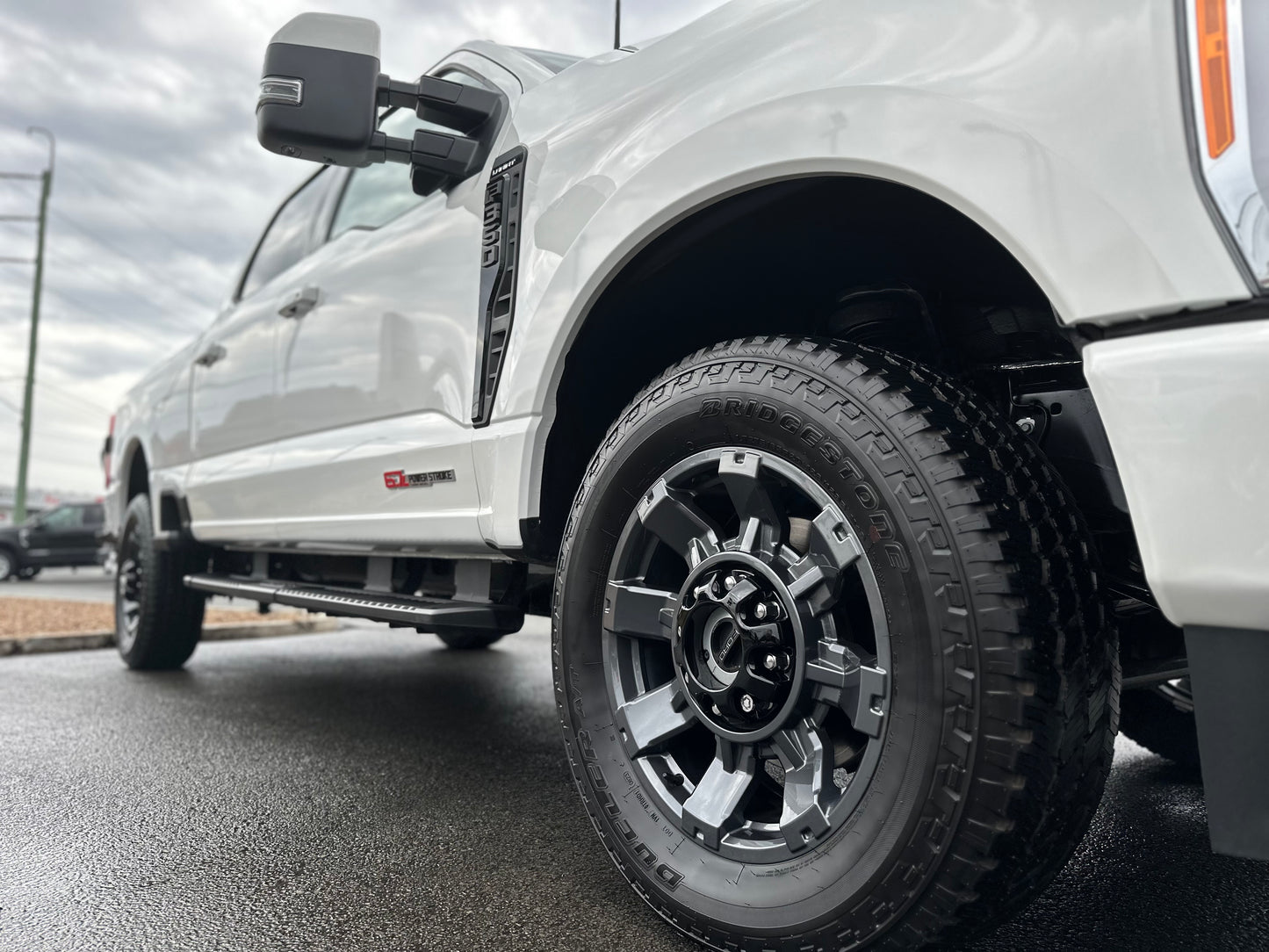 2023 Ford F350 Lariat in Star White (STOCK# TT 9769)