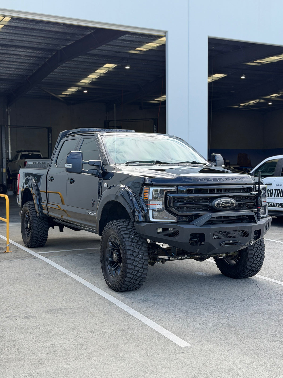 2021 Ford F-350 Lariat Black Widow - Black