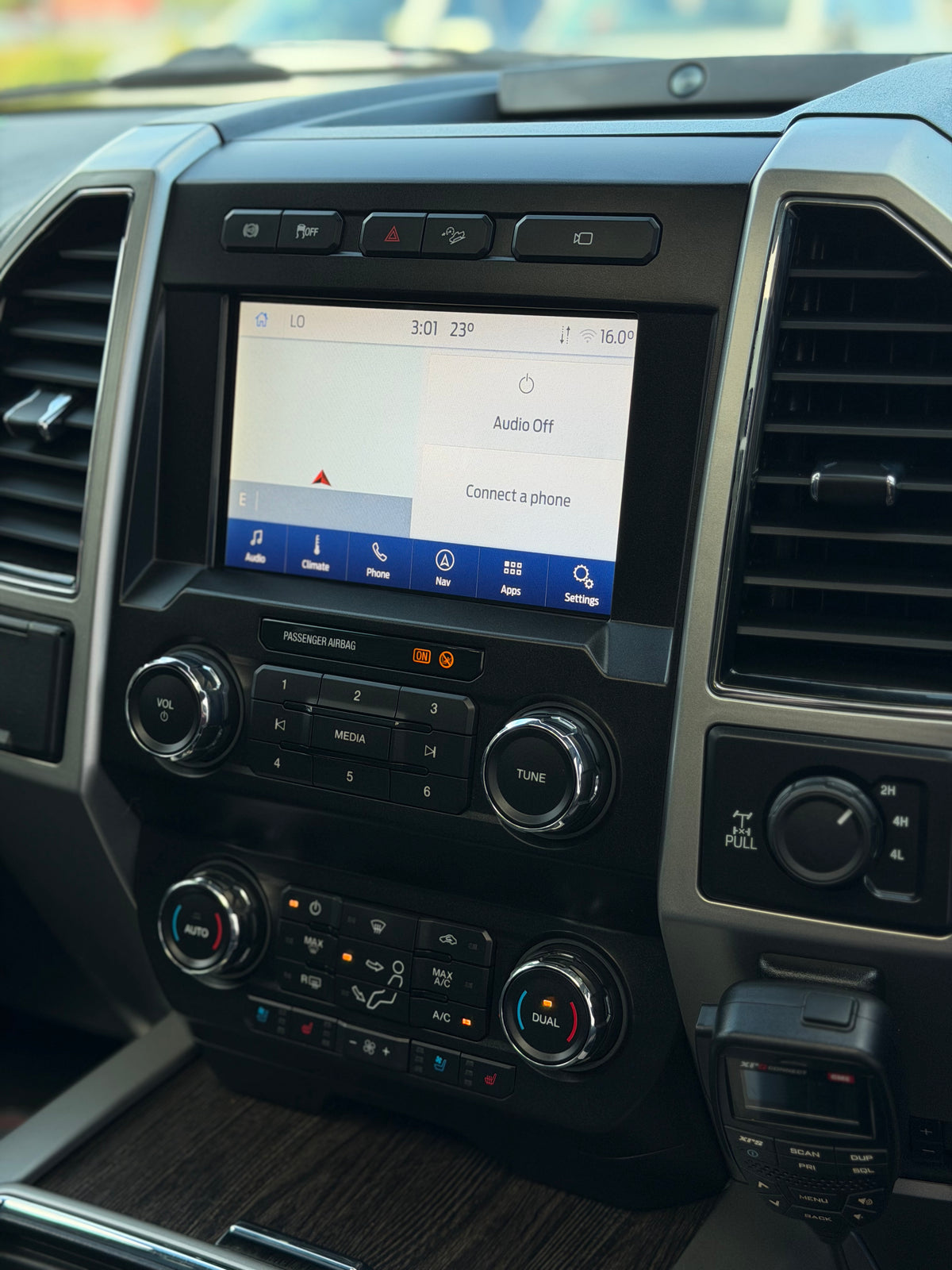 2021 Ford F-350 Lariat Black Widow - Black
