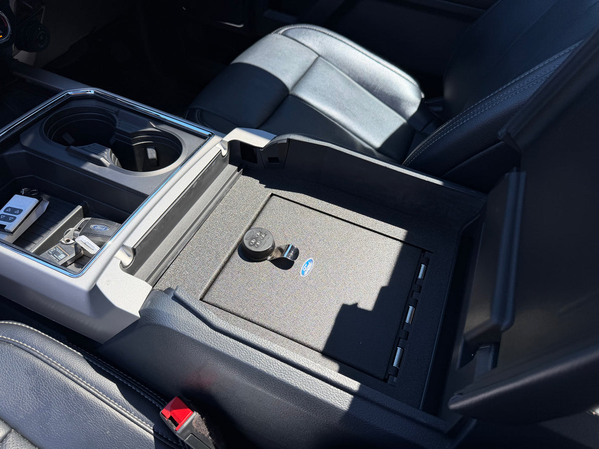 2022 Ford F-250 Black Widow 6.7L Power Stroke - White
