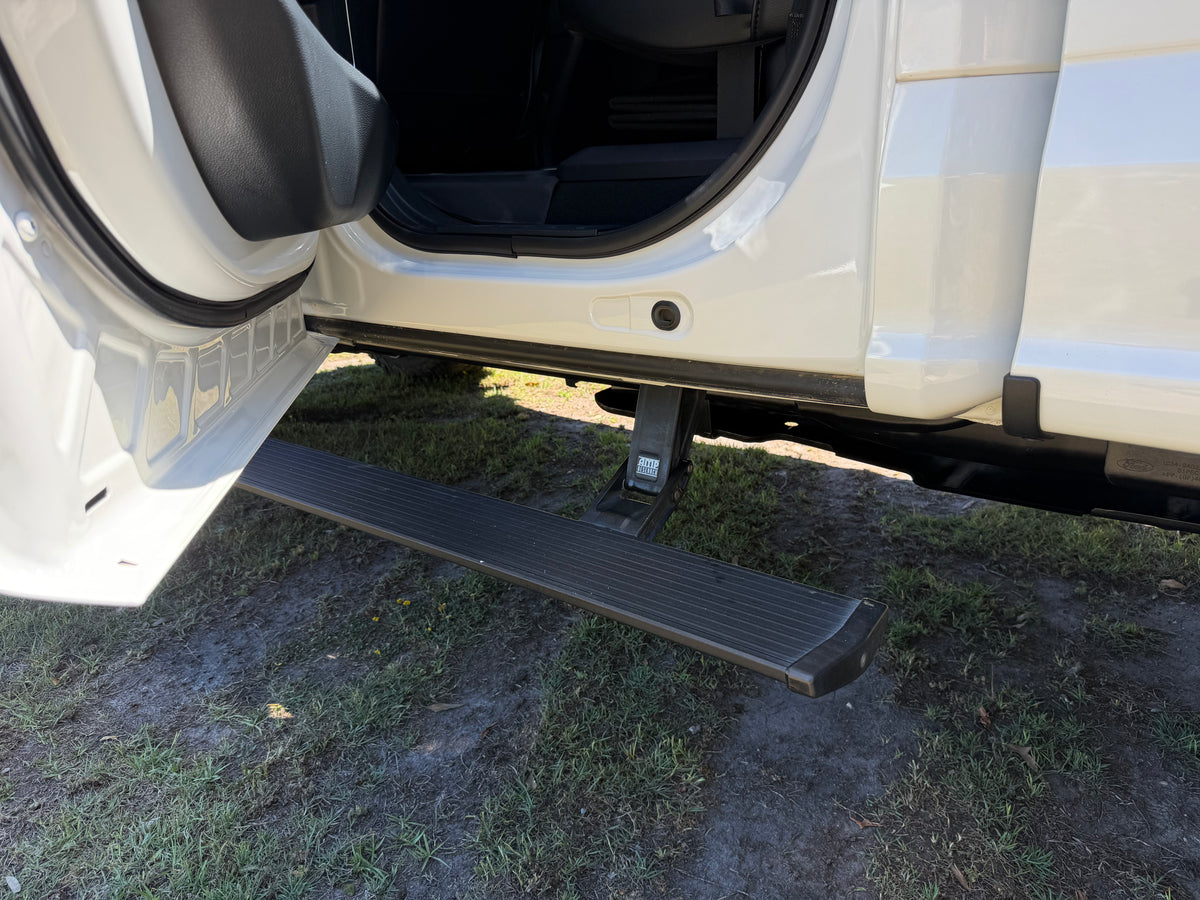 2022 Ford F-250 Black Widow 6.7L Power Stroke - White