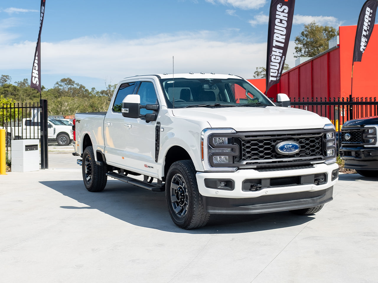 NEW 2023 F350 LARIAT, STAR WHITE (STOCK # 5076)