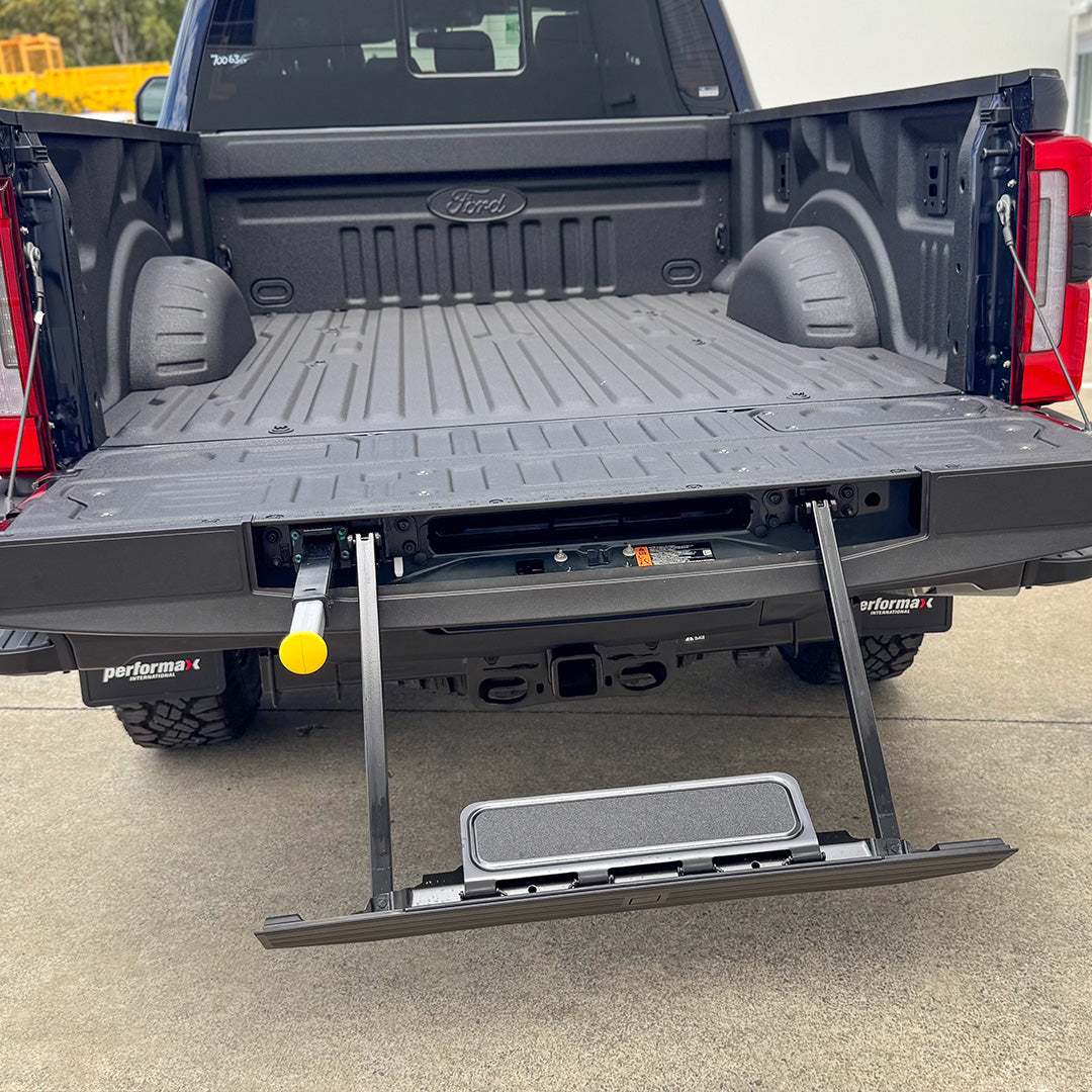 2025 FORD F350 Platinum - TREMOR Pack Antimatter Blue