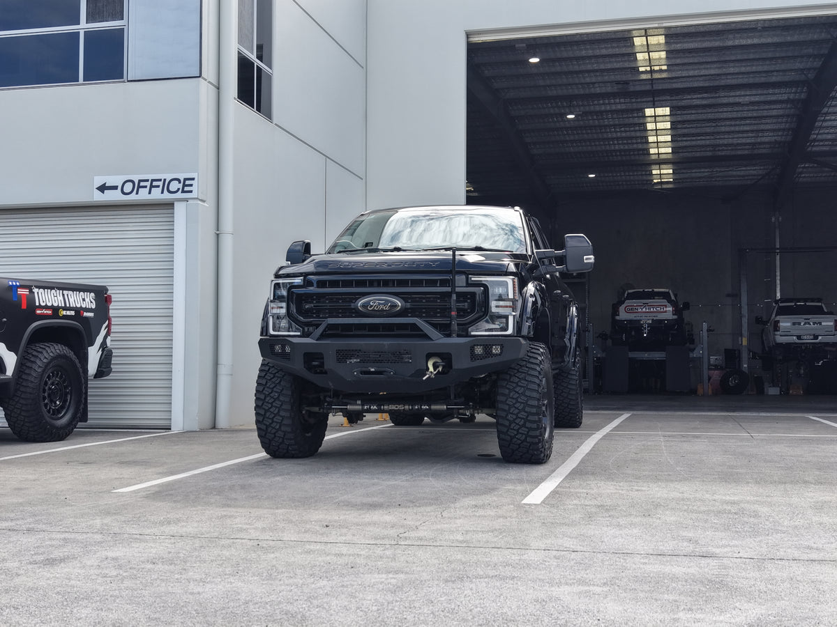 2021 Ford F-350 Lariat Black Widow - Black