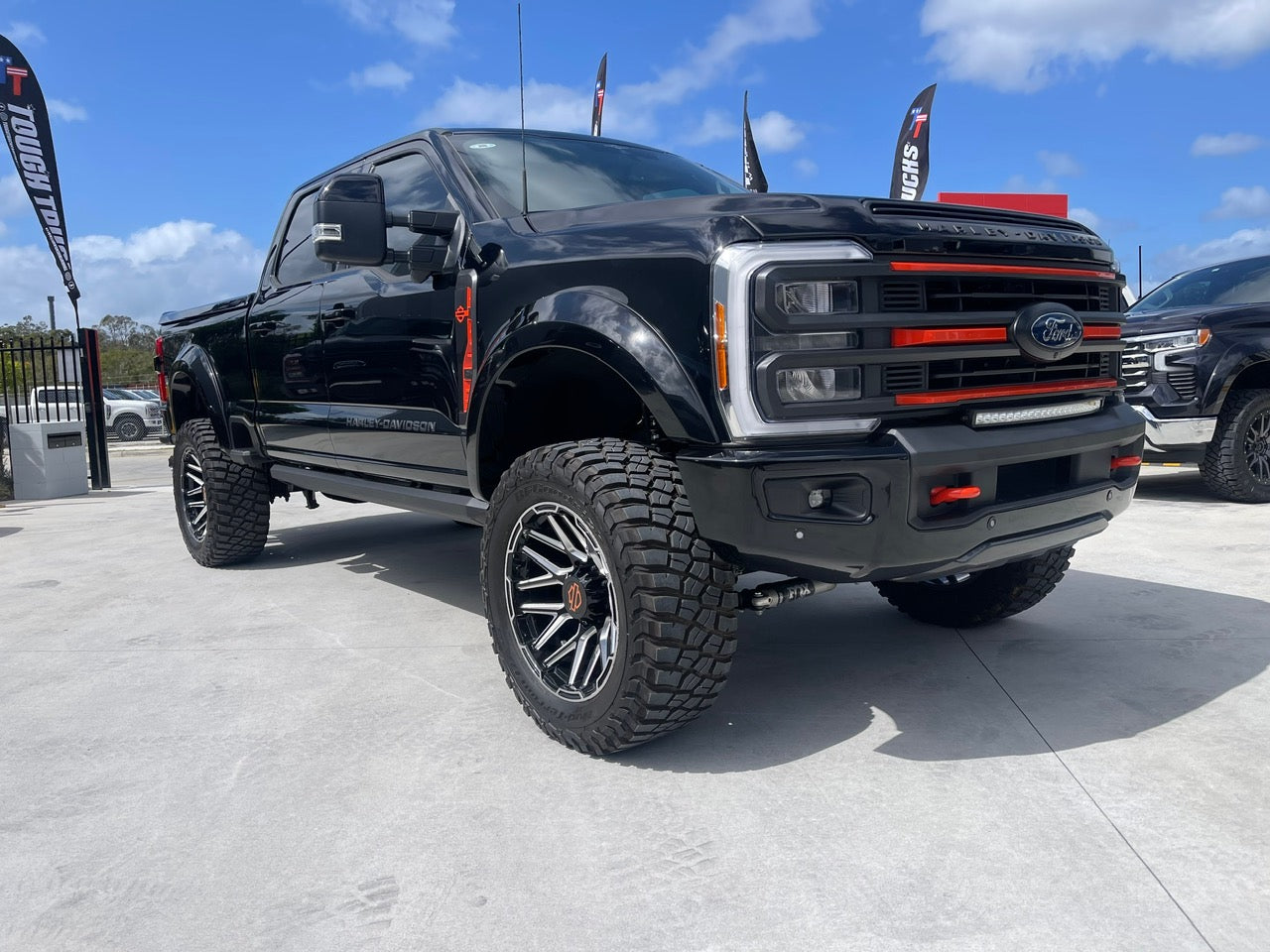 2023 F250 LARIAT 'HARLEY-DAVIDSON' - AGATE BLACK (STOCK # TT4314)