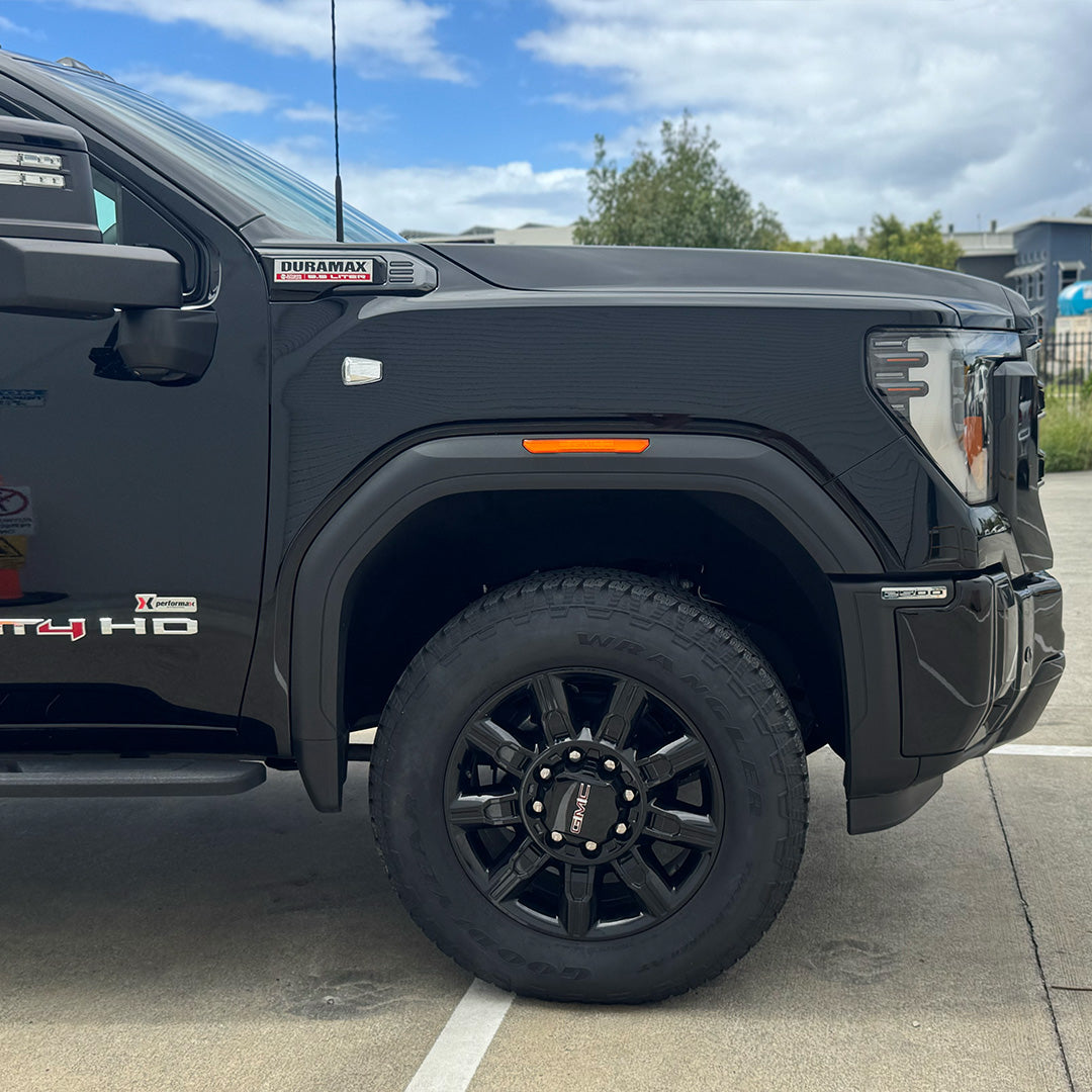 2024 GMC 2500 AT4 - Onyx Black