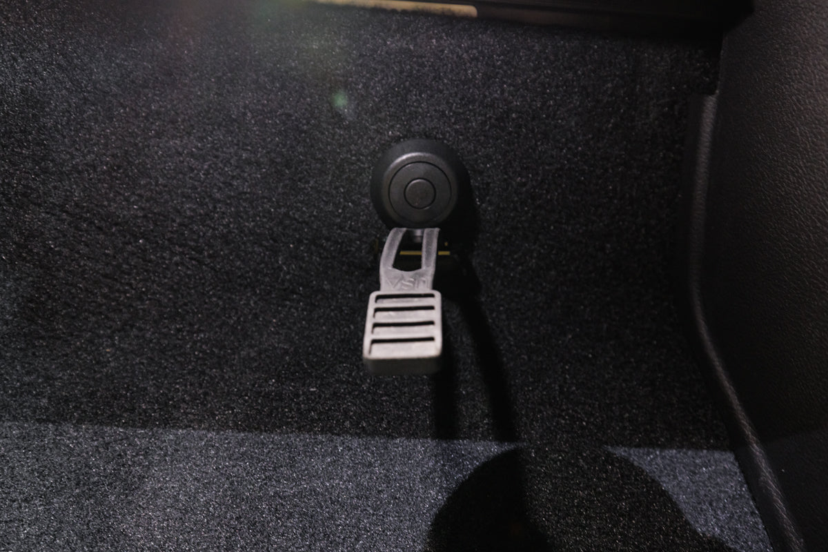 AEV Jack Base Under Dash Mounting Kit