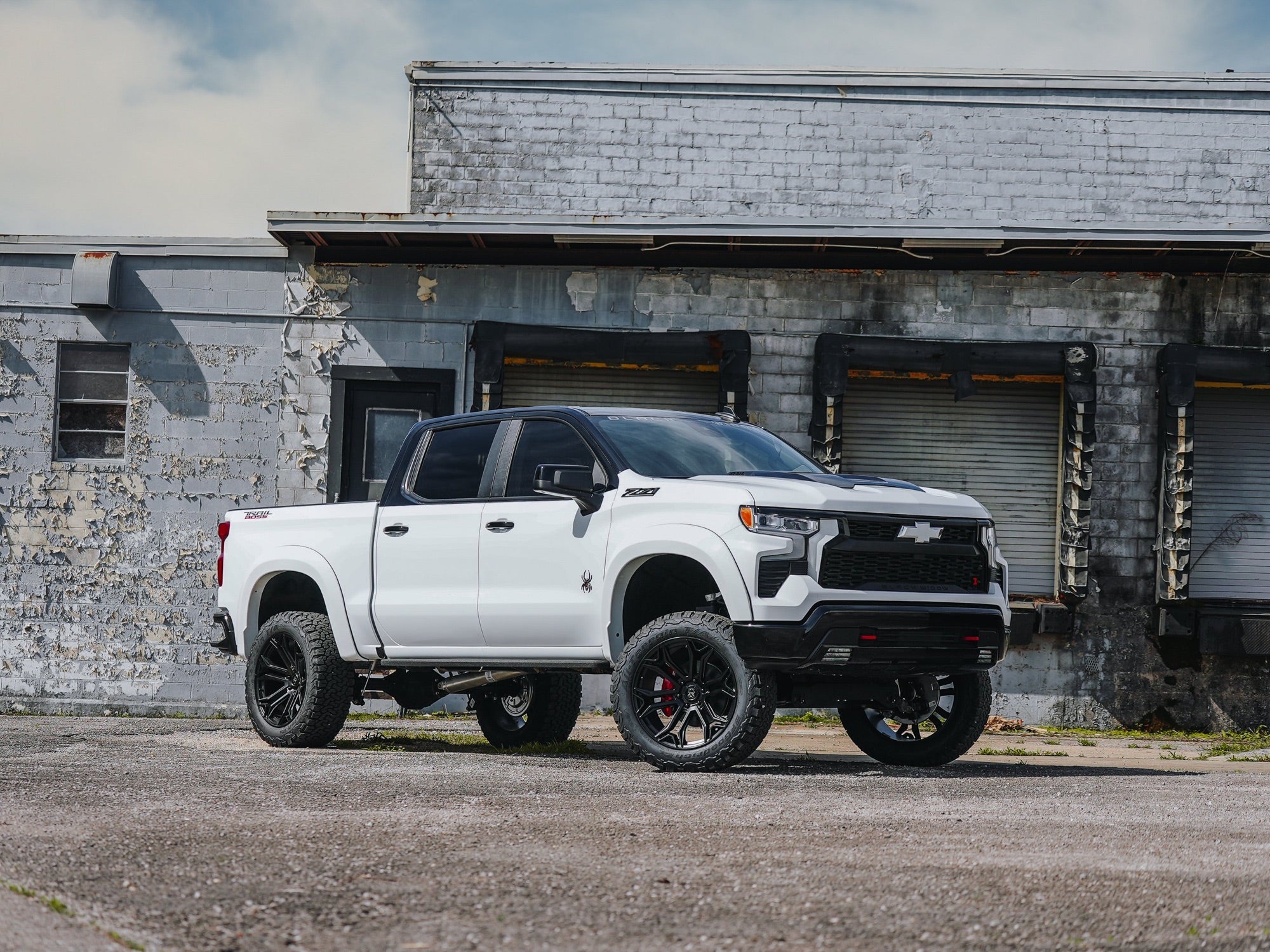 Silverado 1500 Black Widow
